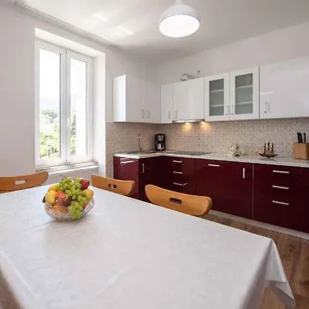 In 15125 Apartment *